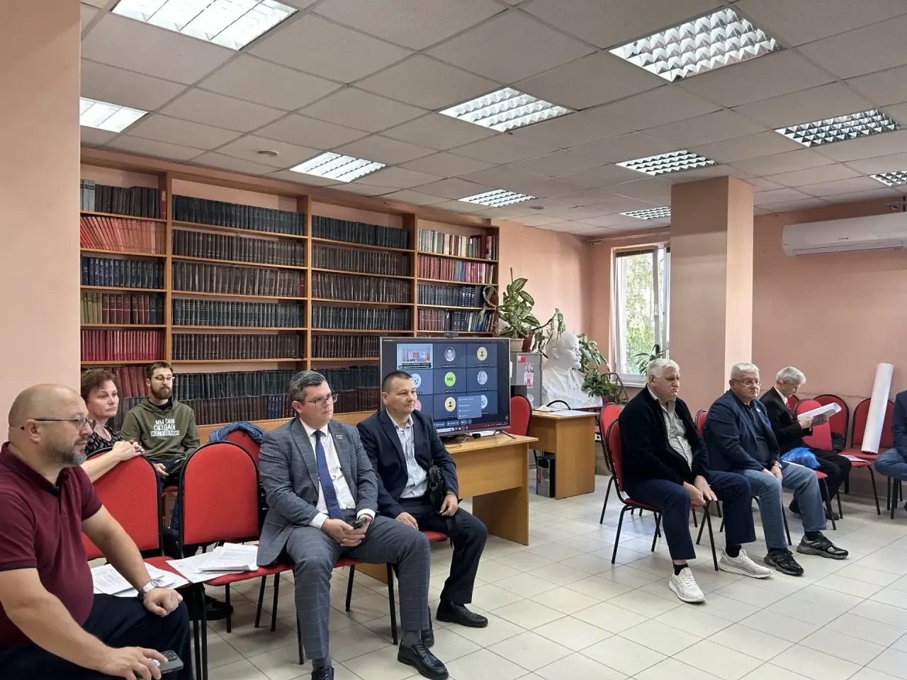 Отчет о заседании Бюро Комитета КПРФ - ТАТАРСТАНСКОГО РЕСПУБЛИКАНСКОГО ОТДЕЛЕНИЯ политической партии КОММУНИСТИЧЕСКАЯ ПАРТИИ РОССИЙСКОЙ ФЕДЕРАЦИИ