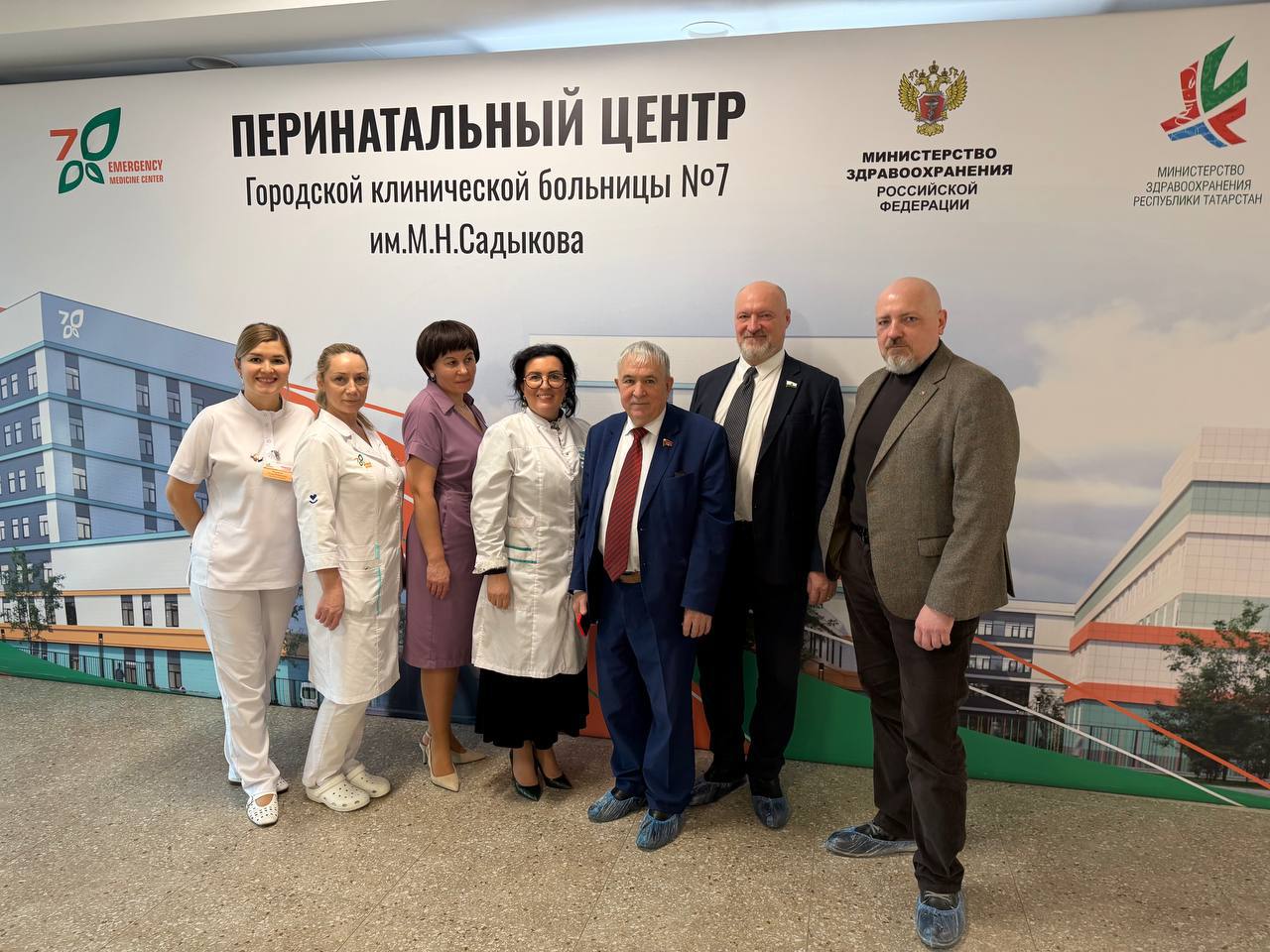 По инициативе КПРФ, в ответ на обращения граждан и медицинского сообщества, состоялась встреча по вопросу строительства перинатального центра в Казани